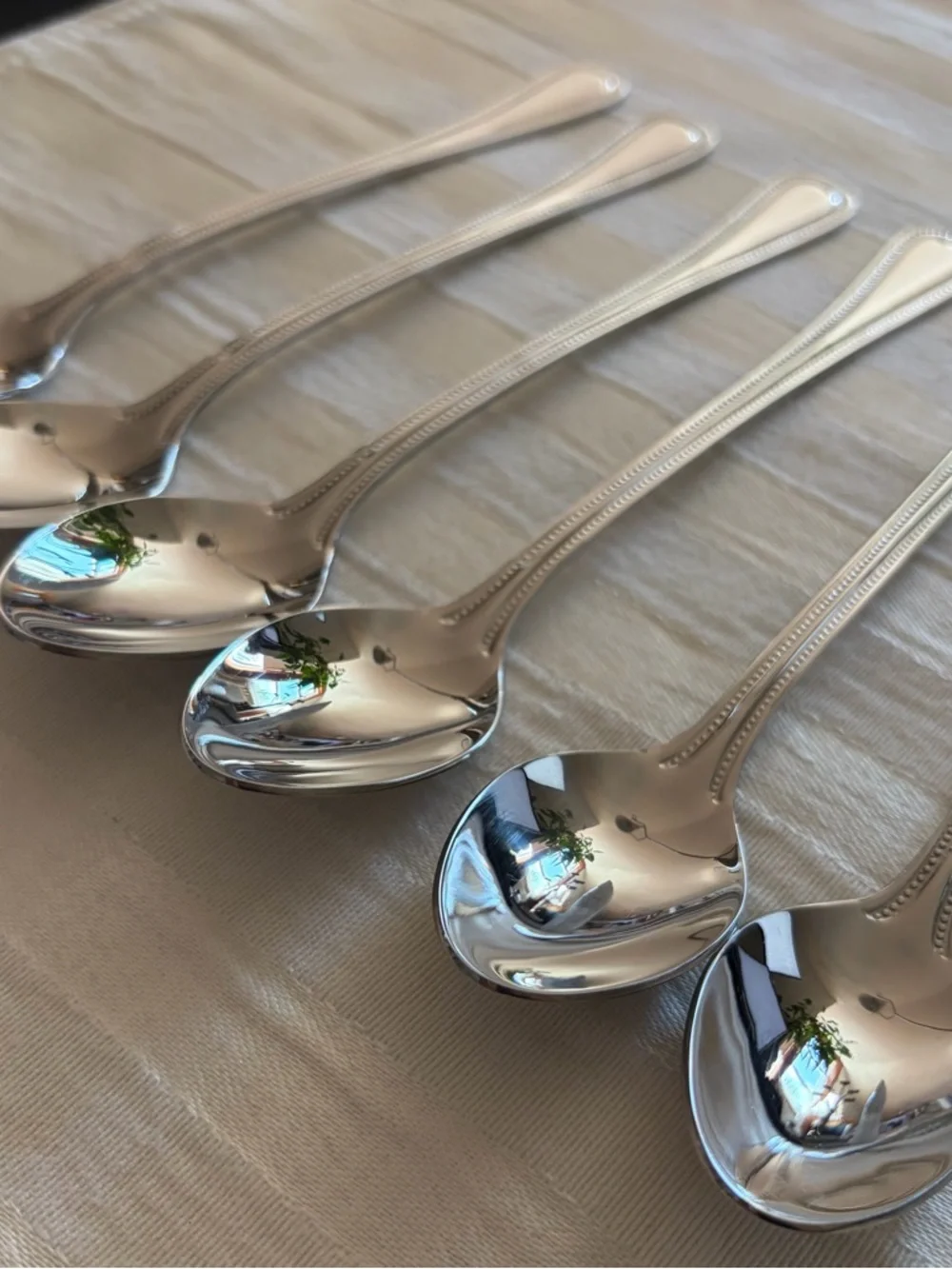 Wallace CONTINENTAL BEAD Place Oval Soup Spoons Stainless (Set of 6) 7 3/4